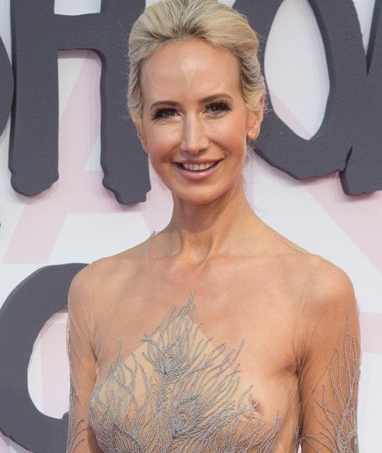 Lady Victoria Hervey Nipple Slip & See Through Photos Lady Victoria Hervey is a classy woman that knows how to attract attention in a tasteful way. The hot blonde aristocrat puts on the outfit that shows off her nipples as she walks around and one