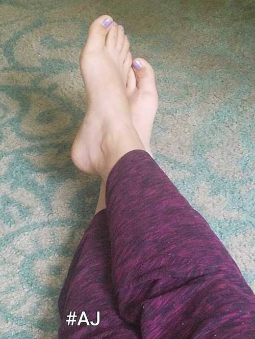 ajssexyfeet: AJ Saturday morning feet.