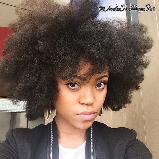 luvisblack:  #LuvIsBlack #BeautifulBlackWoman #FroFriday #BlackOutDay