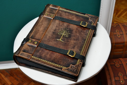 Leather photo album with gilded the white tree of Gondor…