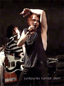 mikeyslesbianhair:  Can we all agree that Gerard is the world’s most sassiest person? 