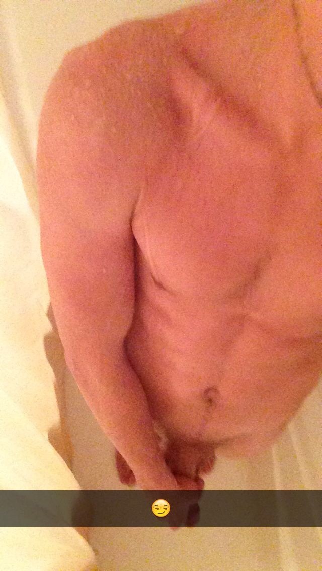 diksoutforharambaby:  NEW YEARS SPECIAL: This college fuckboy meets every criteria