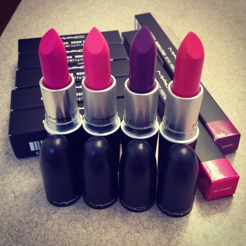 br0nzed-beauty:  eatdiamondstoshine:  Follow eatdiamondstoshine for more  Follow br0nzed-beauty for more luxury 💋 IG iluvsher