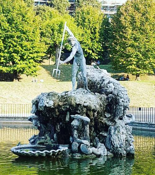 Finally a Neptune fountain not under restoration! #boboli #italy #florence (at Boboli Gardens)