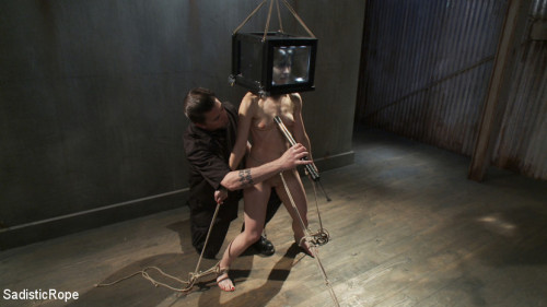 omg1omg-blog:Sadistic Rope Television Head