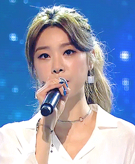 sonchaeyoung:sojin ♡ love again