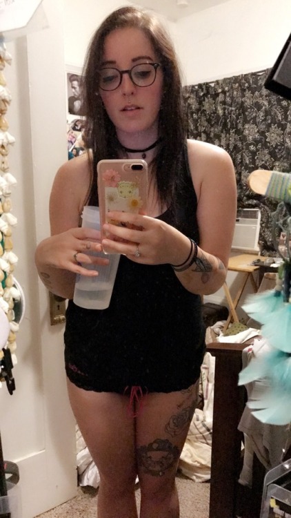 Hiii. Have sorta &ldquo;normal&rdquo; selfies of me. This was also before I sucked 2 dicks a