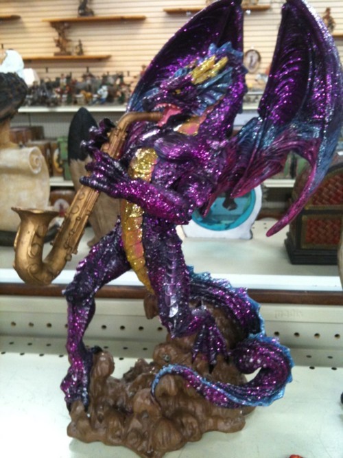 jo-jo-jotaro:  I WAS LOOKING FOR THE JAZZ DRAGON AND I FOUND HIS FRIENDS I AM SO