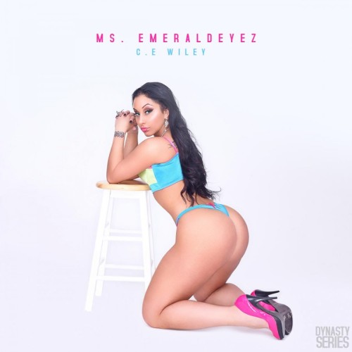 modelconnoisseur:  Ms emerald eyez