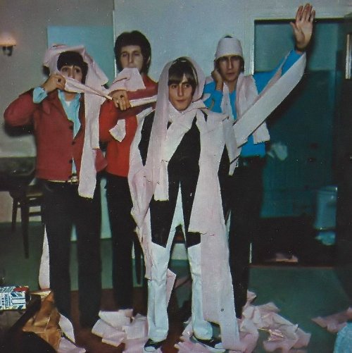 The Who - I Bet Keith Started This…and Roger Points It Out.