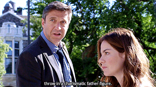 themeyeristmovement:Blink twice if they’re holding you against your will.Raúl Esparza as Jackson Nei