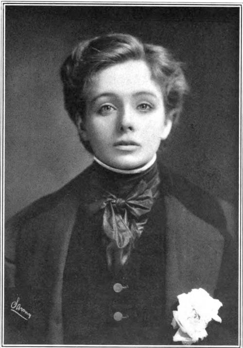 lavncelot1: See this lady? Her name’s Maude Adams. You probably haven’t heard of her bef