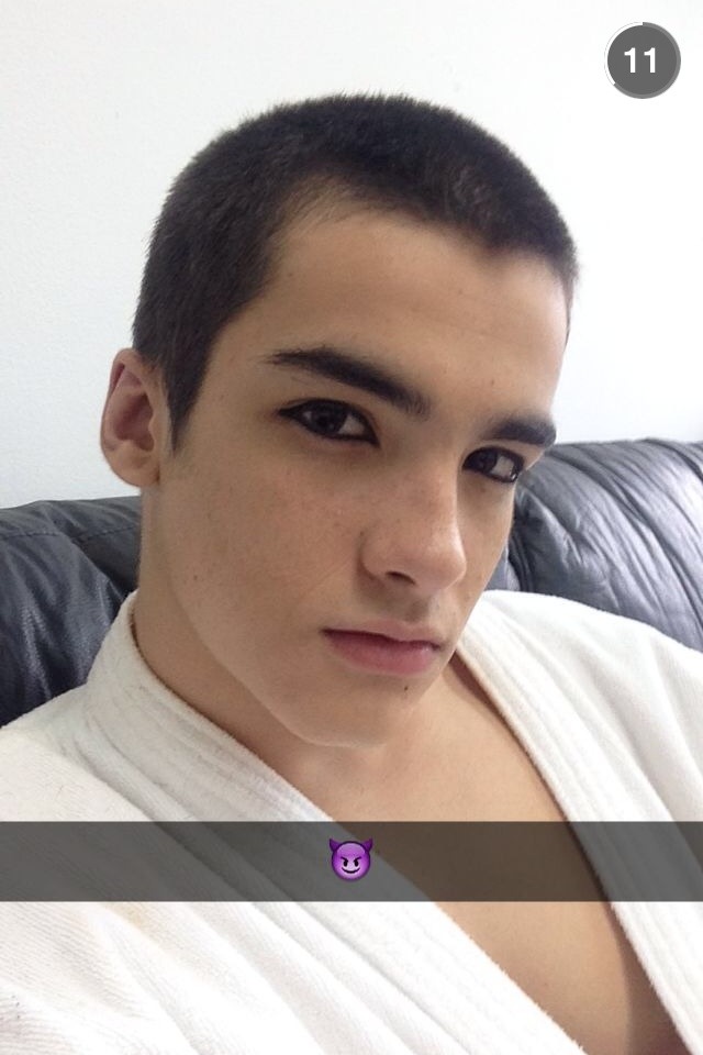 snapch-at:  🚹