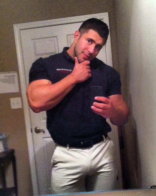 aussiephallus:  I LOVE A MAN THAT FOOLS HIS PREY 