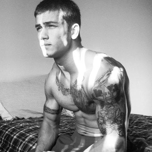 Model Dude
