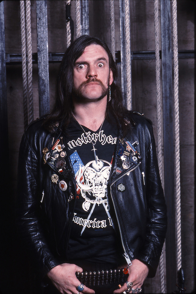 jolenebrody:  Yes, you can move in Lemmy… what took you so long to ask? 