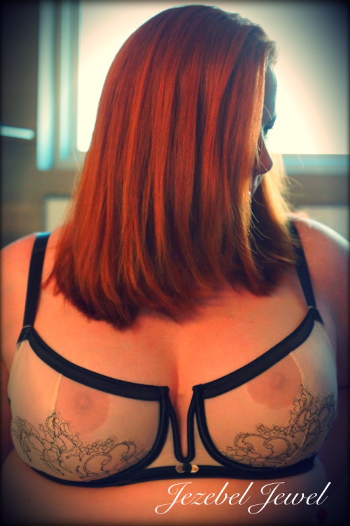 jezebeljewel:  Casual Sunday to the world on the outside - but underneath my clothes, I am always a red headed sex goddess! - XOXO - JTJ 