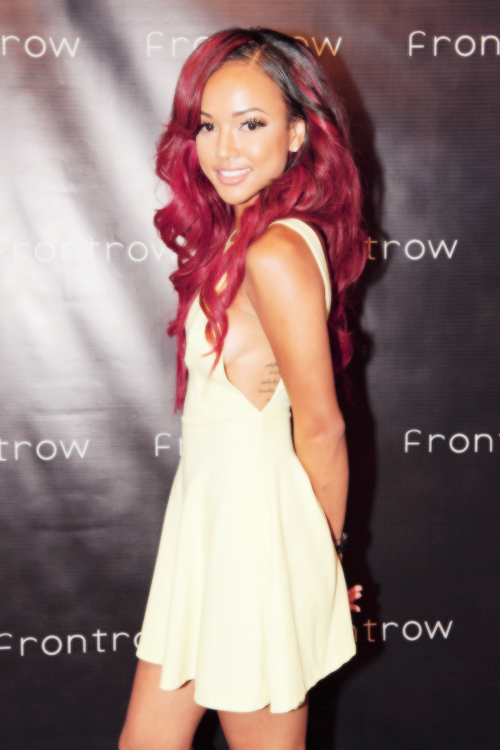 her &gt;&gt;&gt;