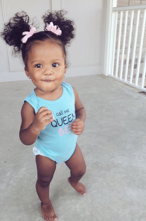 blackgirlshit:asavageking:chrissongzzz:Call her❤️I miss my babygirl being this Lil with the chunk th