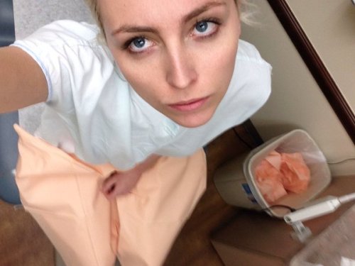 gynie-ville: Female checkups and gynecological exams.