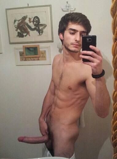 unclelucas:  collegecock: deeperharderrougher:  Little muscle stud showing off his