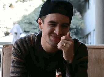 panicatthesocialgathering:  hearing a stranger insult your favorite band  hearing