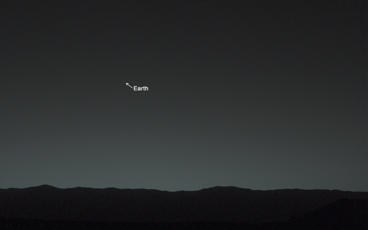 sci-universe:  Curiosity rover on Mars has captured its first view of Earth from