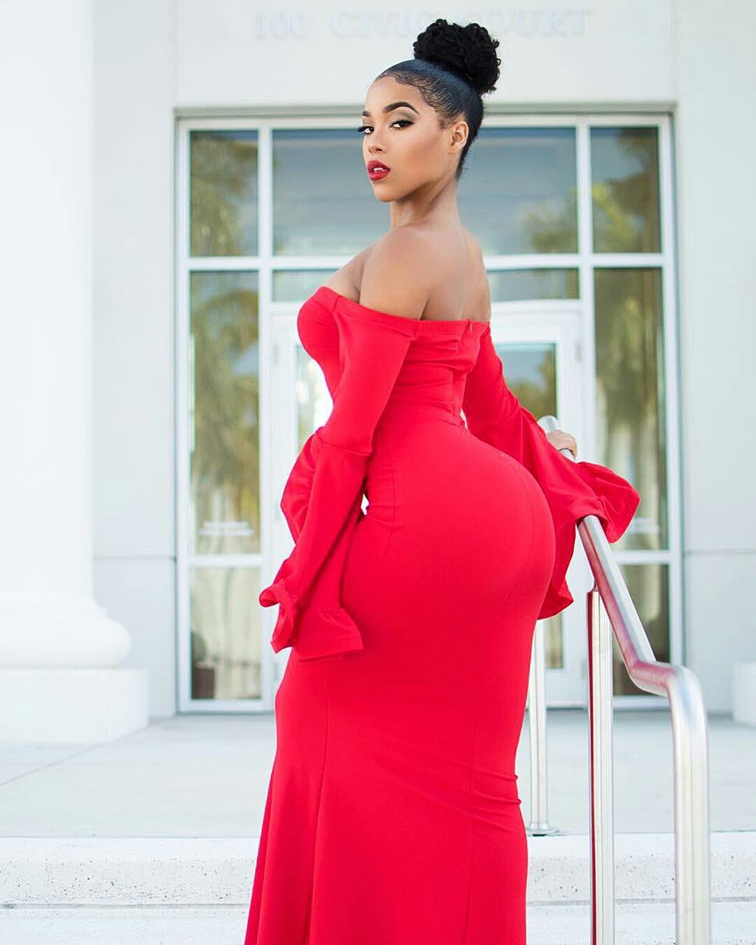 Dress Sexy 4 Me