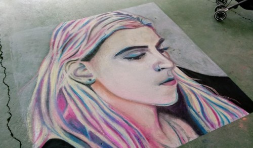 o-flairegan:Finished my 5ft by 5ft chalk art piece of Lynn Gunn from PVRIS today.The piece took a li
