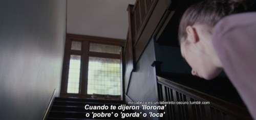 mi-cabeza-es-un-laberinto-oscuro:  Hasta el hueso.