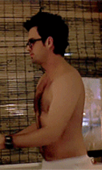 nude-male-magazine:  male-and-others-drugs:  Mark Ruffalo   Big juggling yummy ass