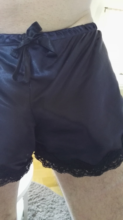 shesuspects: pantiejan: Good Morning! Breakfast and after that a walk in wonderful weather. The Spri