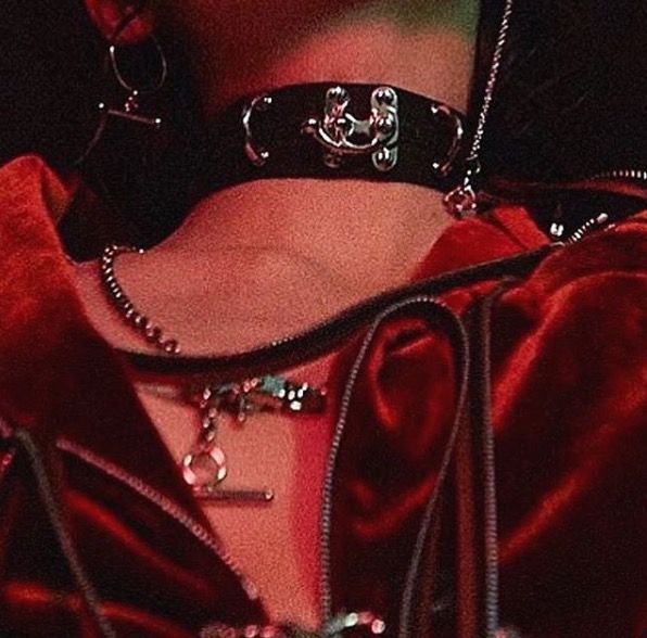 vhblvck:crimson baby