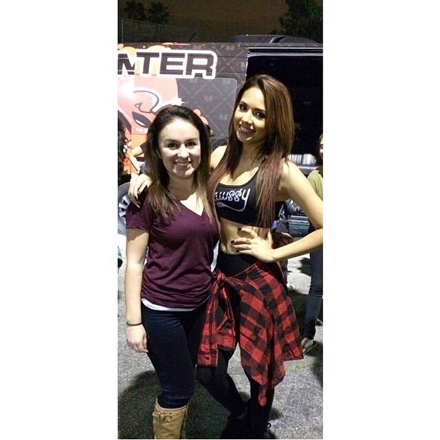 mizzjasminevillegasnewz:  Jasmine With Her Fans Last Night