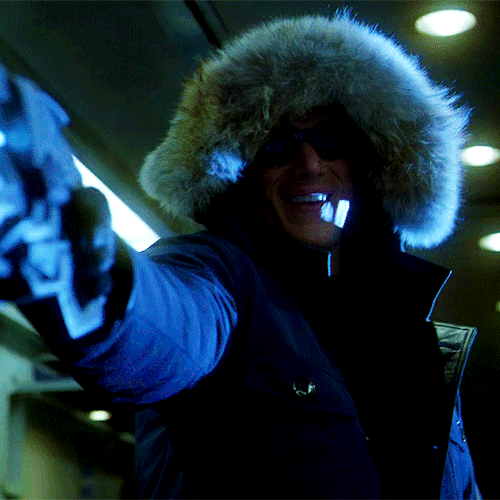 eaion:WENTWORTH MILLER as Leonard Snart (Captain Cold) in The Flash 1x04 - Going Rogue