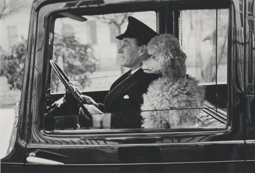 Thurston Hopkins, “La Dolce Vita, Knightsbridge, London,” 1953,Gelatin silver print, printed 1999,Im