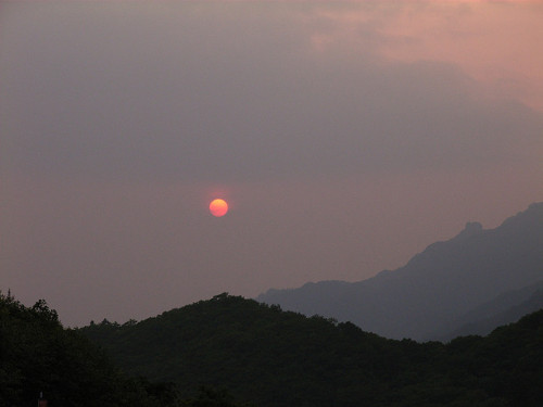 fuckyeahjapanandkorea:  Returning from East Sea (Sea of Japan), Korea by Peter Verkhovensky 