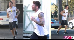 Thecelebarchive:    Ryan Phillippe Shows Off Buff Arms In A White Cut-Off Shirt While