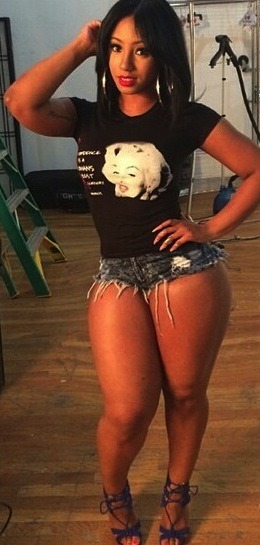 iofbeholder:  you see her idol on her shirt