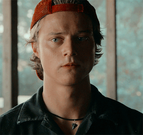Jj Serving Confused Looks.