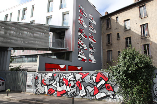 Grems Industry / Street art.(via Grems Industry » KOSMOPOLITE FESTIVAL – FRANCE Feat Opéra / Taroe /