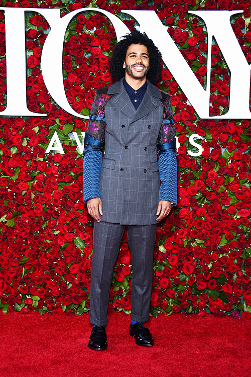 awardseason:   Daveed Diggs attends the 70th Annual Tony Awards at The Beacon Theatre on June 12, 20