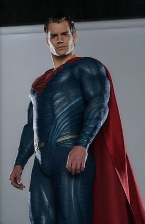 henrycavillworld:  Clark Kent / Superman photoshoot  from DC Extended Universe 