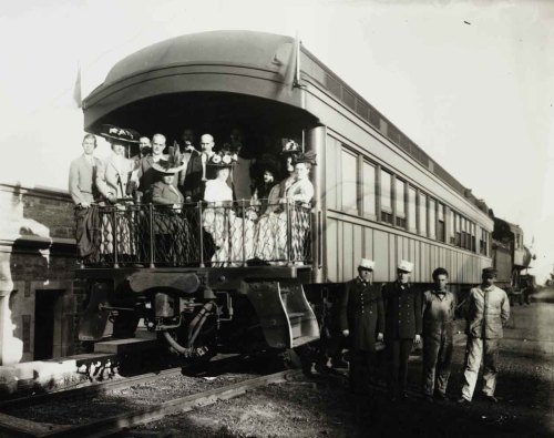 princetonarchives: A visual history of Princeton and its train, the “Dinky,” which 