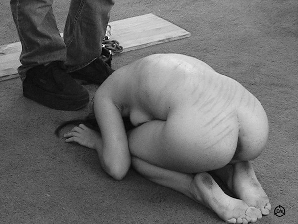 renakajira:  She longs for his marks on the body that he owns; she yearns to be kissed