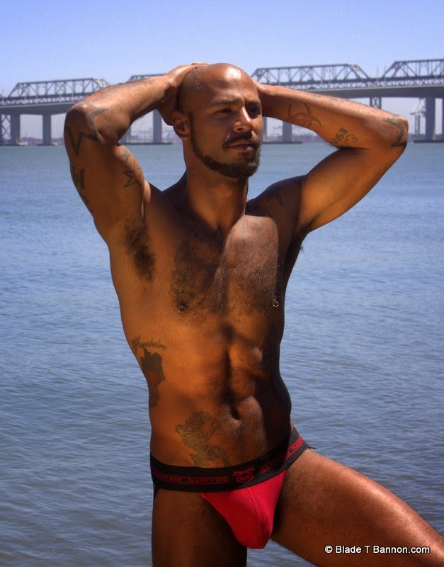 dominicanblackboy:Damn Kory!😍😍😍😍😍