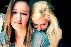 neselium:  Please don’t leave me. // Kaelyn and Lucy: June 2013 