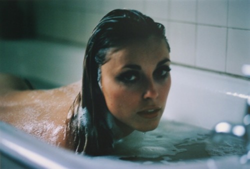 transistoradio:  Jerry Schatzberg (b.1927), Sharon Tate in the Bath (1967), c-print, 61 x 50.8 cm. Via Artsy.