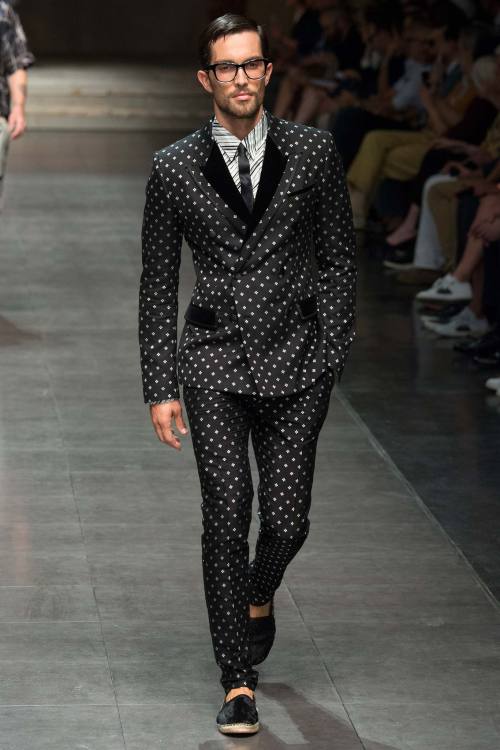 hommestyling:  Tobias Sorensen for Dolce & Gabbana SS16 Fashion Show - Milan
