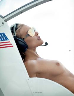 High Fly Girls – A Kinky Aviation Site –Featuring Mainly Sex